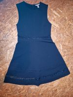 H&M Kleid Gr. 38 blau ohne Ärmel mit Spitze Nordrhein-Westfalen - Niederkassel Vorschau