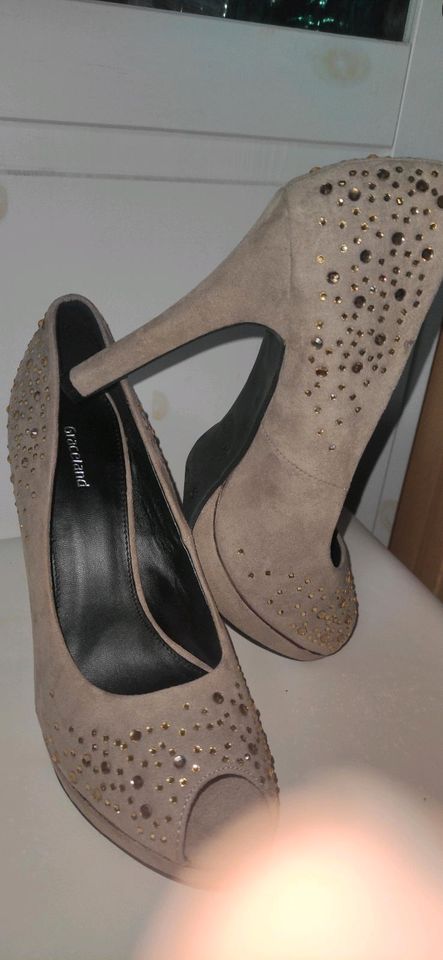 High Heels, Pumps, Sandalen beige& Svarovski gr. 40 NEU in Münsingen