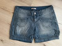 ❤️ Jeans Shorts von Esprit, Größe 30, blau Niedersachsen - Loxstedt Vorschau