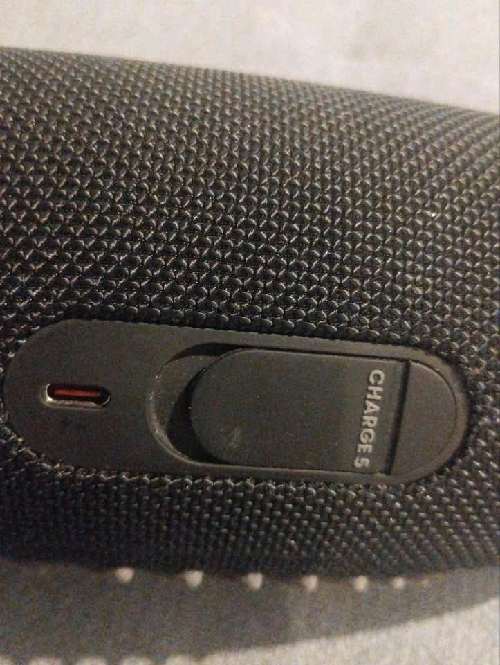 JBL Charge 5 (top Zustand) in Schüttorf