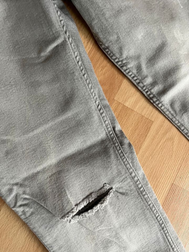 Jeans Hose Gr.158 modisch in Stuttgart