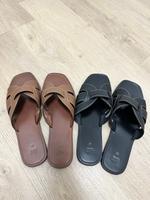 2 Paar Pantoletten Leder h&m gr. 39, braun & schwarz Bayern - Aschaffenburg Vorschau