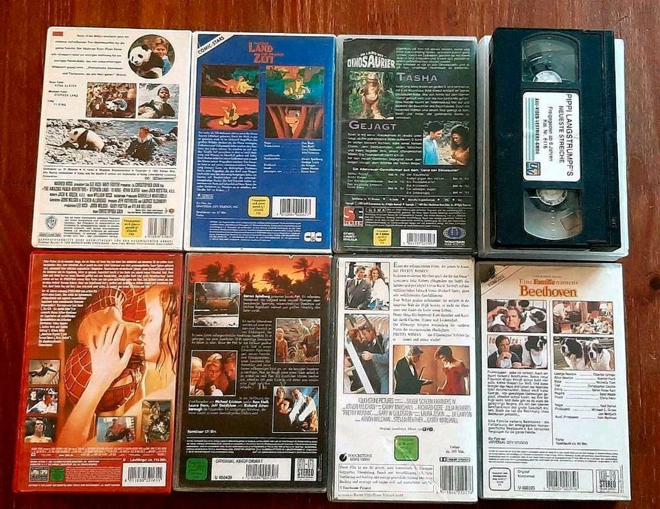 8 VHS Videokassetten/Freigabe ab 6 oder 12 Jahren in Wolfen