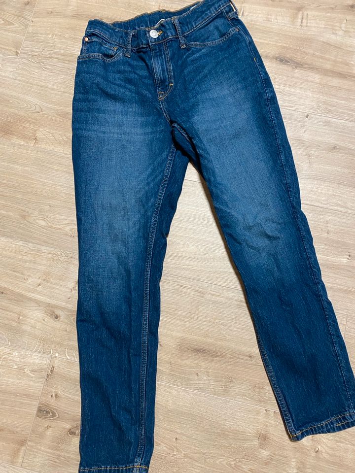 H&M Jeans gr 158 neuwertig in Markneukirchen
