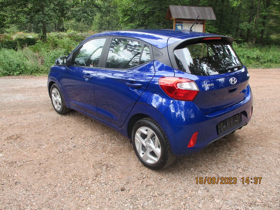 Hyundai i 10 Trend Automatik in Saarwellingen