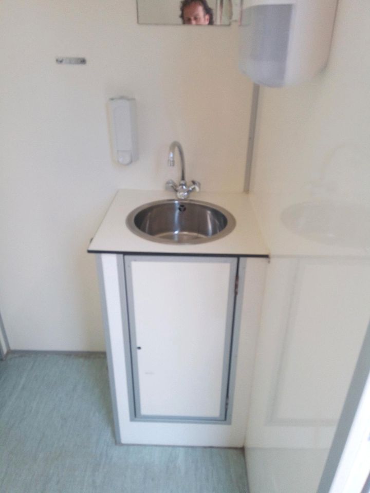 Vermiete miete Toilettenanhänger, WC-Wagen, Toilettenwagen in Heiligenstadt