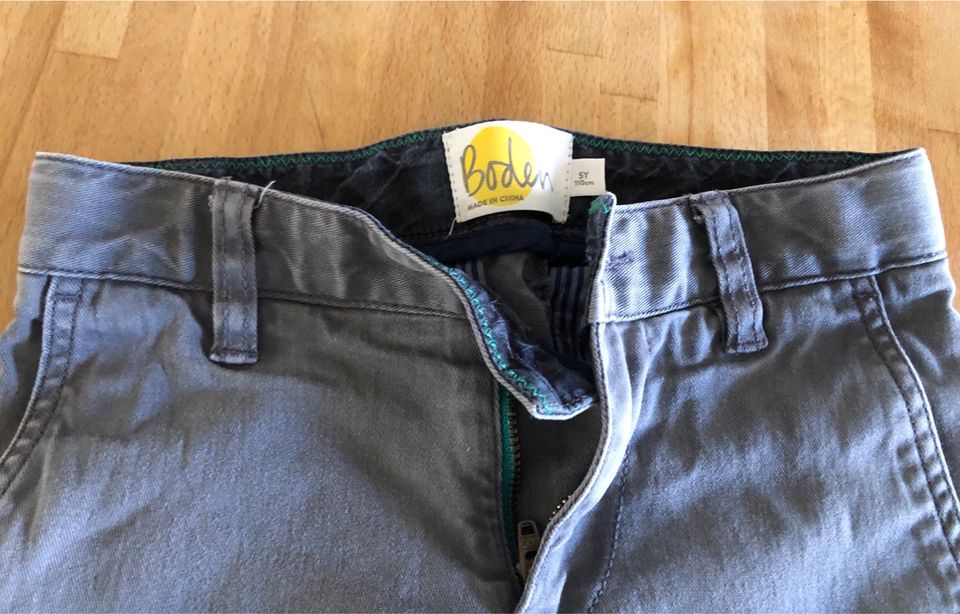 Mini Boden Jeans 5-6 Jahre in Höhenkirchen-Siegertsbrunn