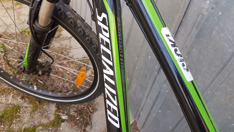 Fahrrad  der Marke Specialized mit 24 Zoll in München