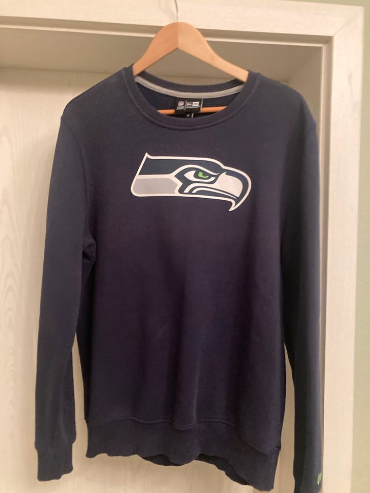 Seattle Seahawks NFL Sweater New Era Sweatshirt Gr. L in Schermbeck