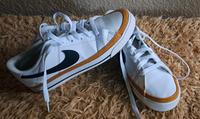 nike Nike Sneaker Turnschuhe Segelschuhe Grösse 38,5, top Nordrhein-Westfalen - Geldern Vorschau
