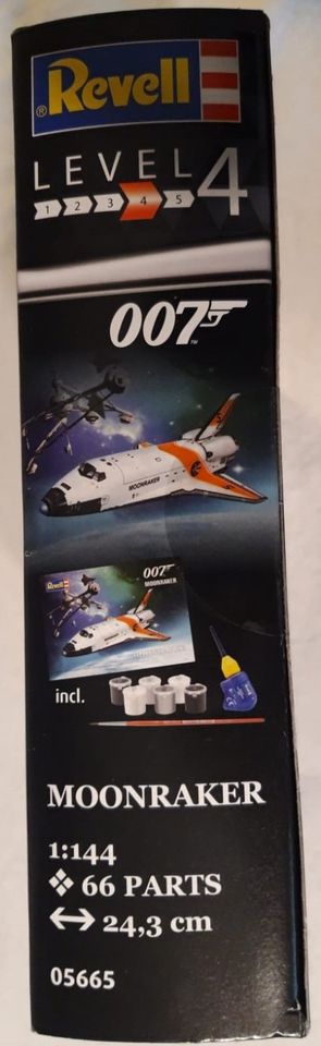 Revell - Nr. 05665 – James Bond 007 - dem Space Shuttle Moonraker in Plettenberg