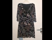 Kleid Gr. 42 wie NEU Zero Raffungen schwarz floral Blumen Niedersachsen - Apen Vorschau