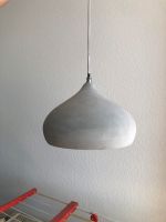 Lampe mit Birne Niedersachsen - Sarstedt Vorschau
