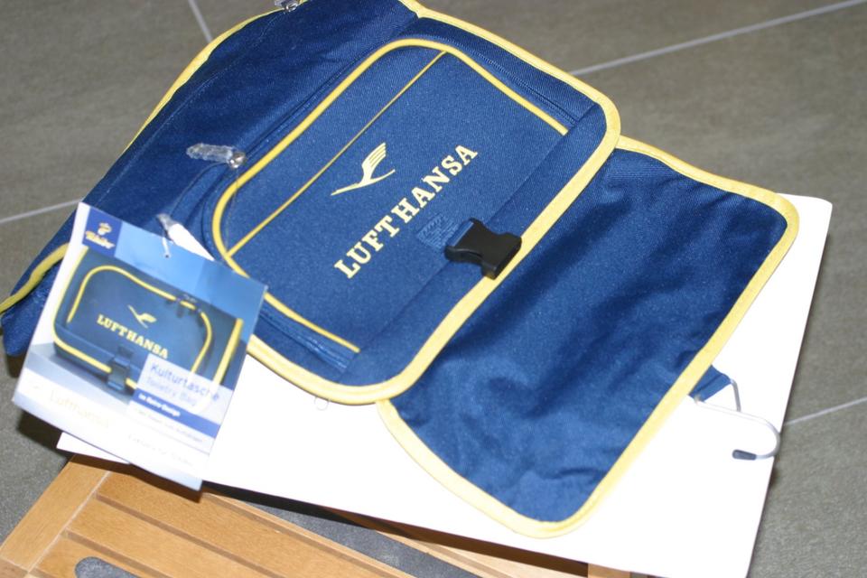 Lufthansa Kulturbeutel Kulturtasche mit Etikett - RAR Sammelstück in Bremerhaven