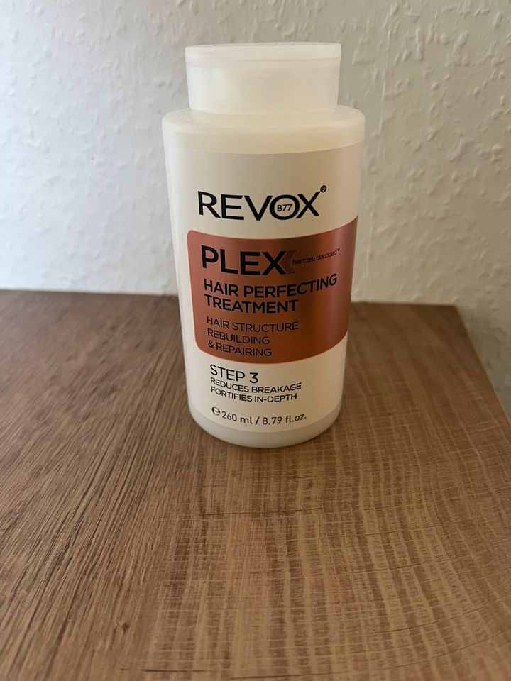 Revox plex hair perfecting treatment in Göttingen