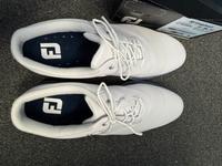 Footjoy Originals Golfschuhe Größe 45 ungetragen Nordrhein-Westfalen - Kierspe Vorschau
