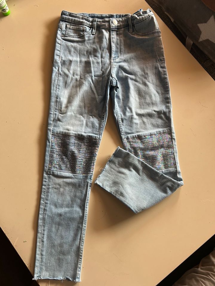 Jeans mit Glitzer für Mädchen in der Größe 146 in Kelkheim