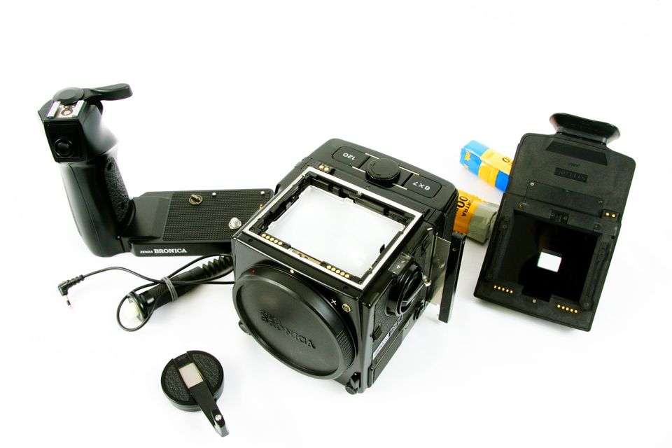 Zenza Bronica GS 1 6x7/AE Finder/ Speed Grip In Super Zustand!!!! in Freising