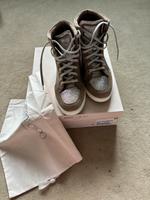 Jimmy Choo Sneaker  beige Goldglitzer Nordrhein-Westfalen - Krefeld Vorschau