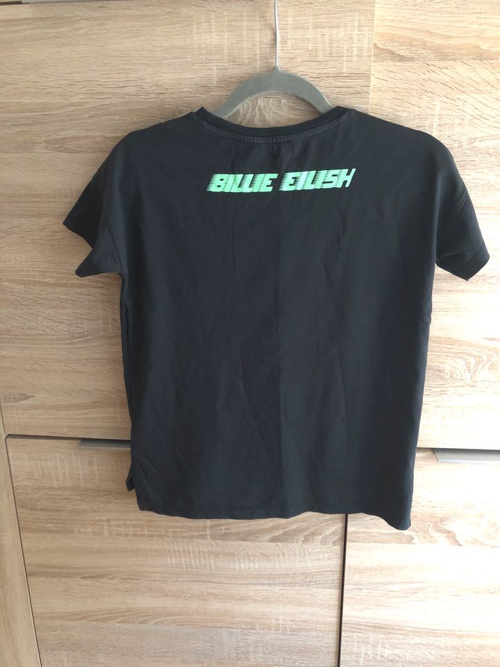 Billie Eilish Shirt von H&M gr 145/152, neuwertig in Kreuzwertheim