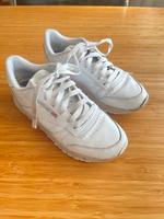 Reebok classic weiß Ge. 36 Köln - Nippes Vorschau