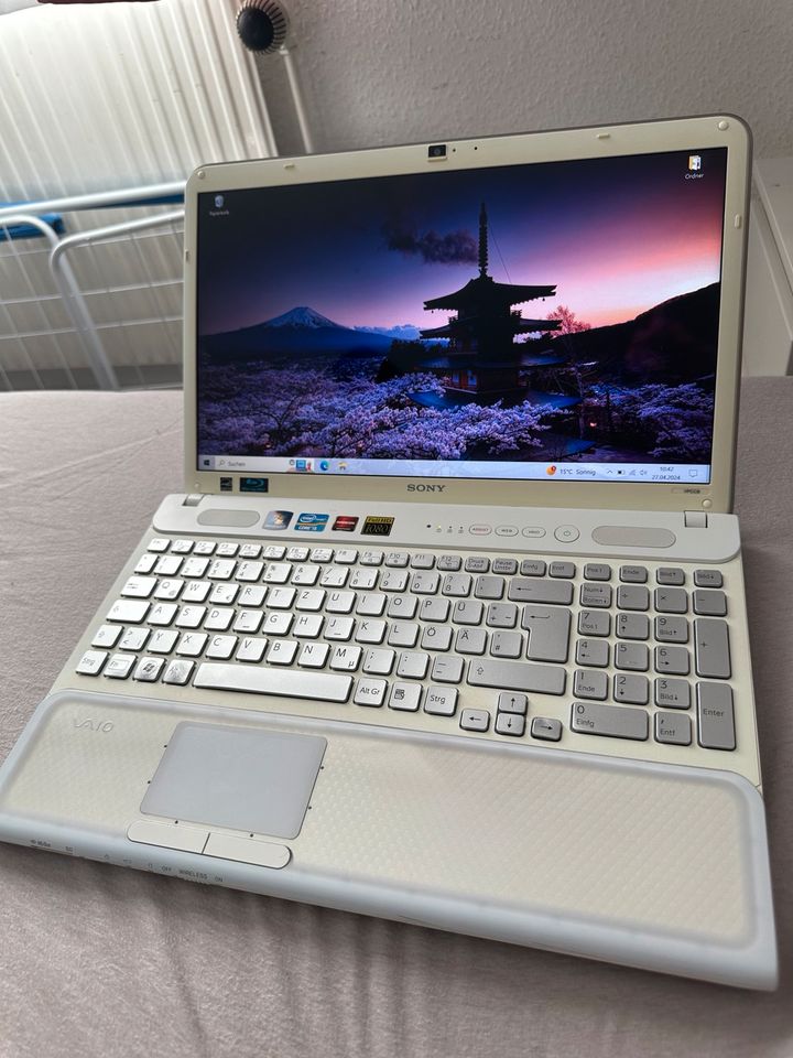 Sony VAIO Notebook Laptop PCG-71614M 8GB RAM 450GB Speicher in Berlin