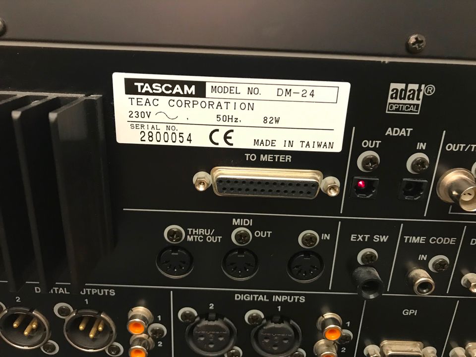 Tascam DM-24 Digital Mixer mit 2SEEMY PC Monitor Slot Studio Rec in Hannover