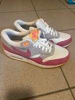 Nike Air Max Gr 40 pink grau weiß Nordrhein-Westfalen - Roetgen Vorschau