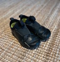 Nike air Zoom Gr. 27,5 schwarz Gummischlupf Fussballschuh Turnsch Köln - Weidenpesch Vorschau