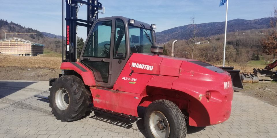 Geländestapler MANITOU , Tragkraft 7000 kg  , 4,0m Hubh.SS in Metten