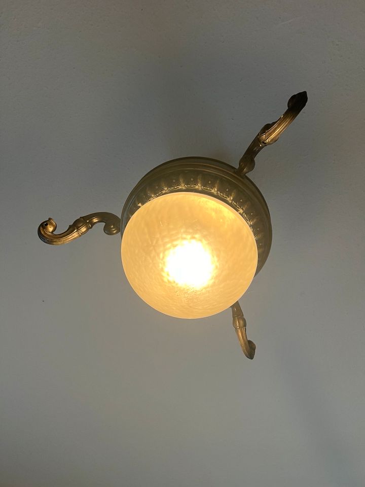 Deckenlampe in Konstanz