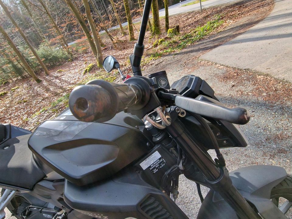 Yamaha MT 125 Unfall frei in Heldenstein