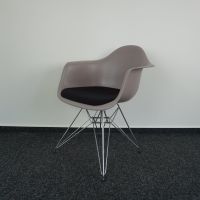 Vitra Eames DAR Design Stuhl | Besprechungsstuhl | grau | schwarz Emsbüren - Mehringen Vorschau