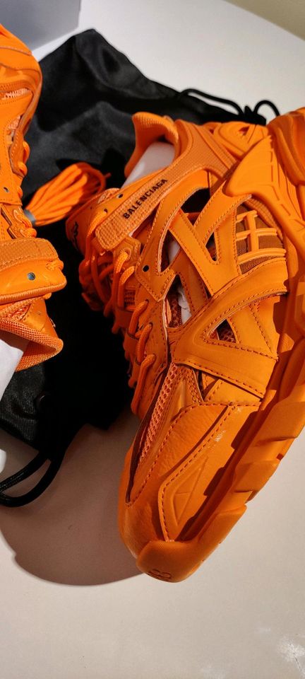 Balenciaga Track 2 Open Sneaker 45 Herrenschuhe Orange Full Set in München