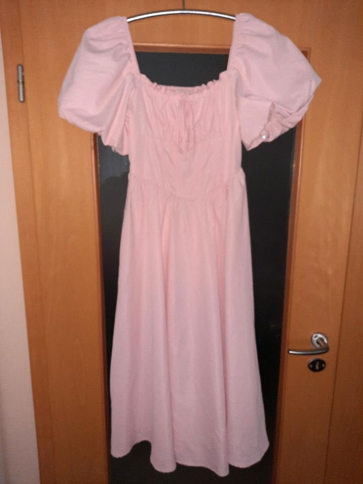 NEU Shein Kleid Gr. S in Nürnberg (Mittelfr)