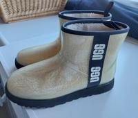 UGG Boots Lammfell transparent Bayern - Füssen Vorschau