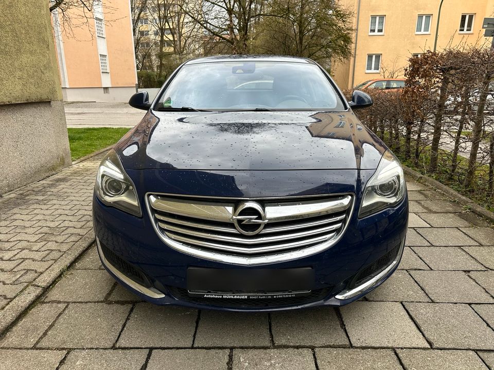 Opel Insignia in München
