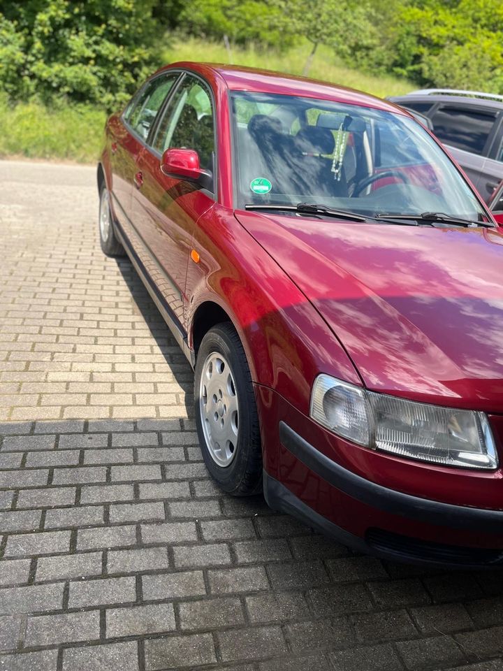 Volkswagen Passat in Mulfingen