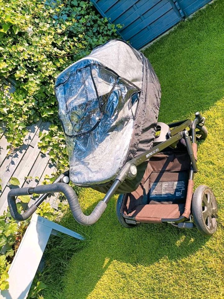 Kinderwagen / Buggy Britax in Himmelpforten