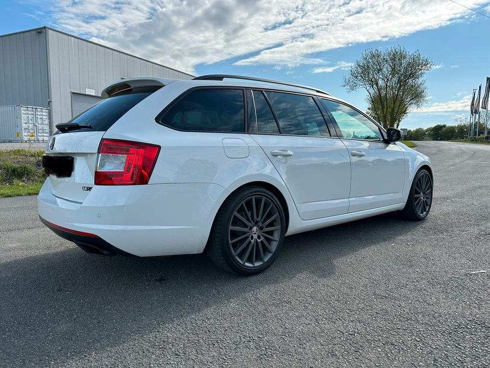 Skoda Octavia 2.0 TSI DSG RS Kombi RS Autogas Lpg in Brilon