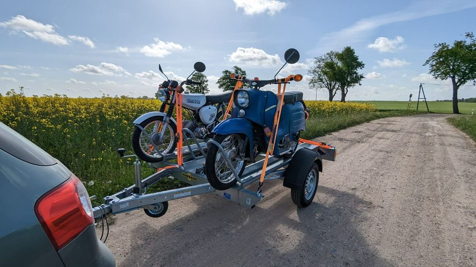 Motorradanhänger Transport Vermietung Verleih mieten Anhänger in Neubrandenburg