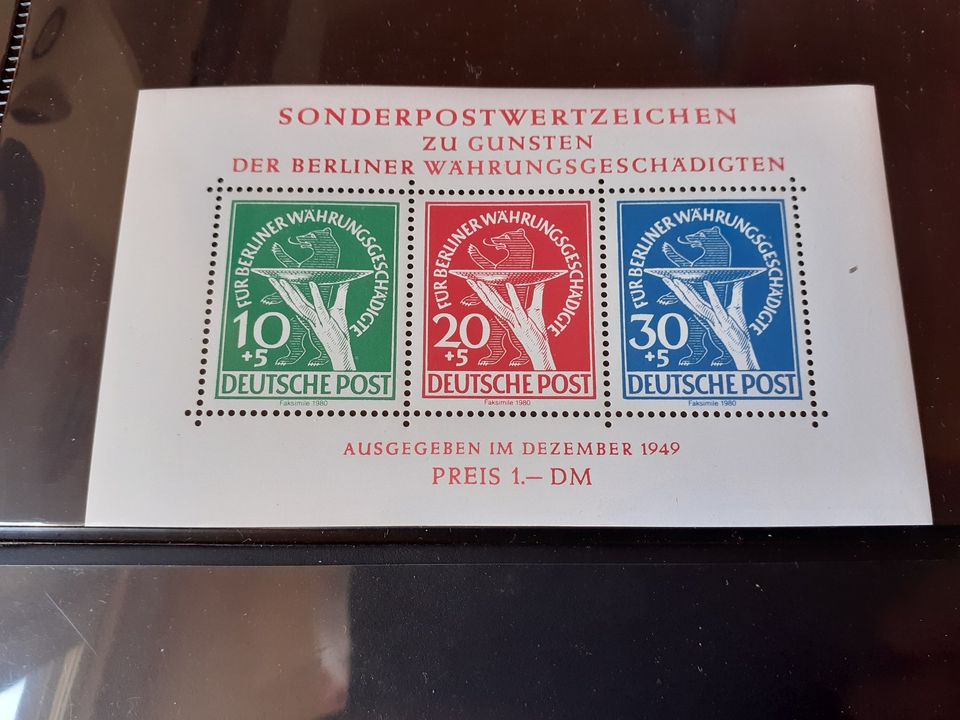 Ich verkaufe 3 Sonderpostwertzeichen alle 3 für 10 Euro. in Pfungstadt