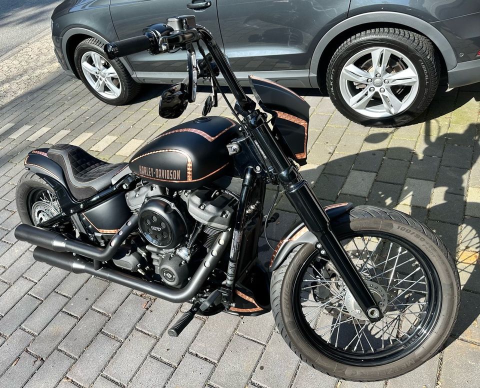 Harley Davidson FXBB Street BOB *customized* in Bensheim