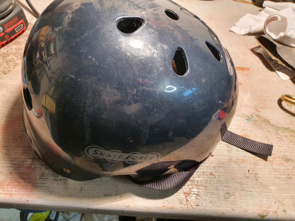 Skateboard-Helm, Scooter-Helm schwarz Gr. 54-58 Skate Helm, Fahrr in Unterschleißheim