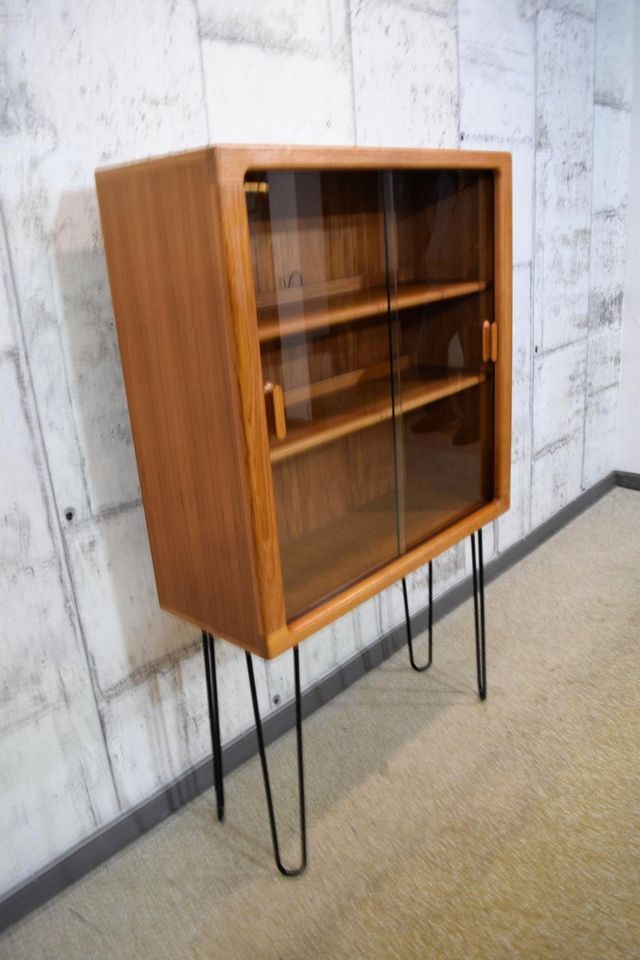 60er 70er Jahre Teak Vitrine, Highboard, Anrichte, Kommode. in Hannover