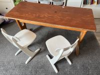 Schreibtisch, schultisch , alter schultisch mit Stühlen Hannover - Ricklingen Vorschau