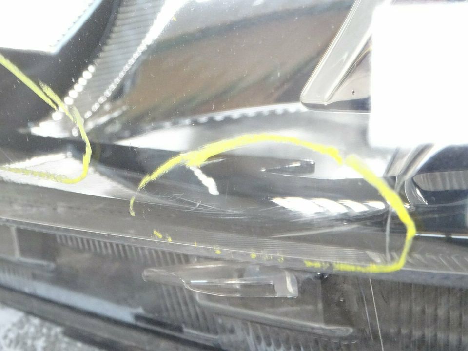 Skoda Fabia Halogen Scheinwerfer 6V1941015C vorne links 2014-2018 in Bochum