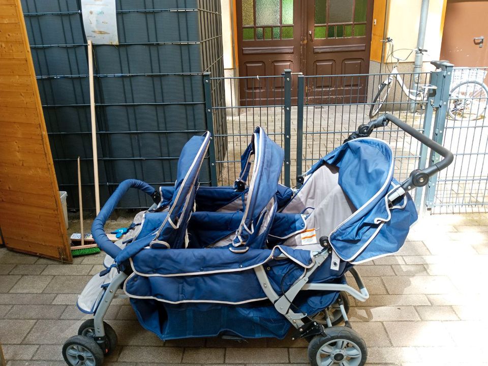 Zwei 6-er Kita-Kinderwagen zu verkaufen in Berlin