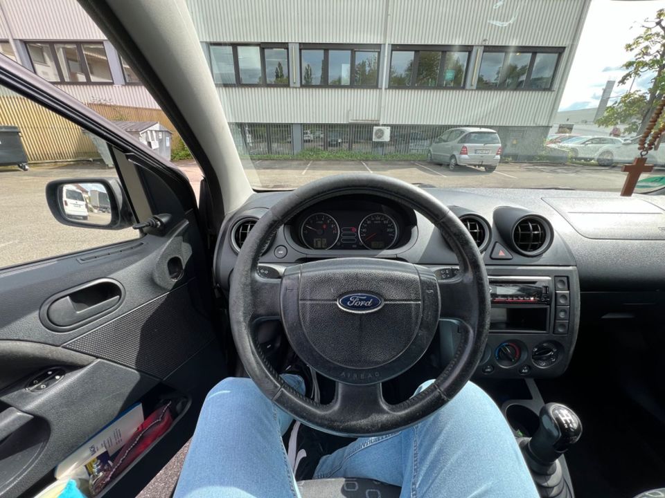 Ford Fiesta 1.4 16V - in Köngen