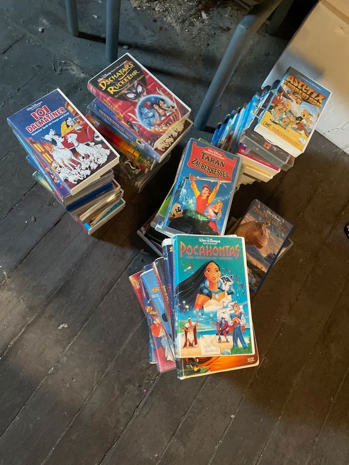 Tolle VHS Sammlung 50 Disneyfilme Videokassetten König der Löwen in Dortmund